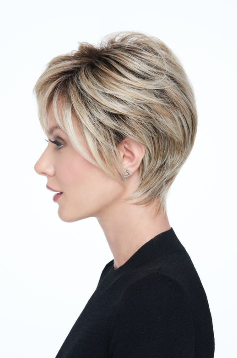 RAQUEL WELCH - ON YOUR GAME WIG